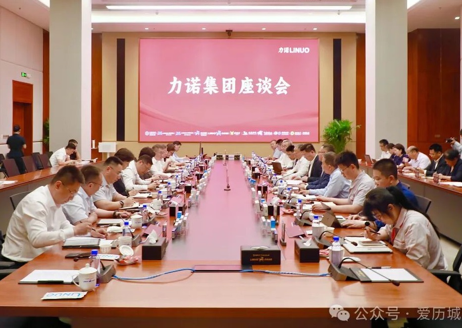 区委书记张军走访调研重点民营企业