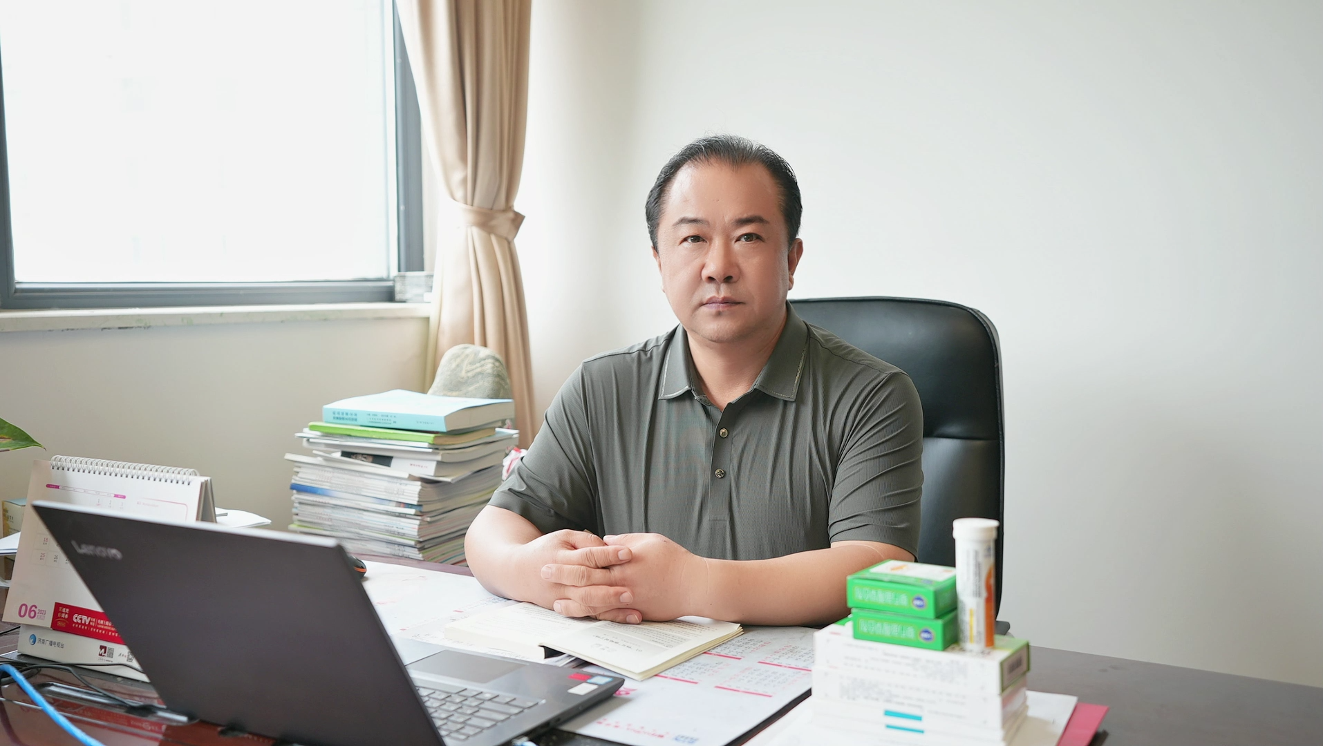 刘伟.jpg
