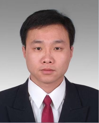 冯东旭.jpg