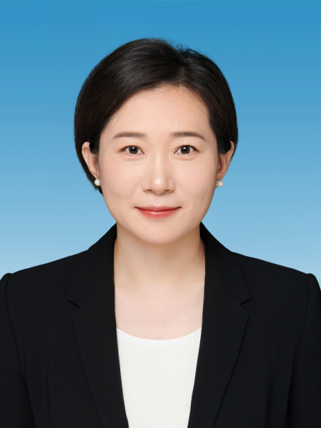 李颖.png